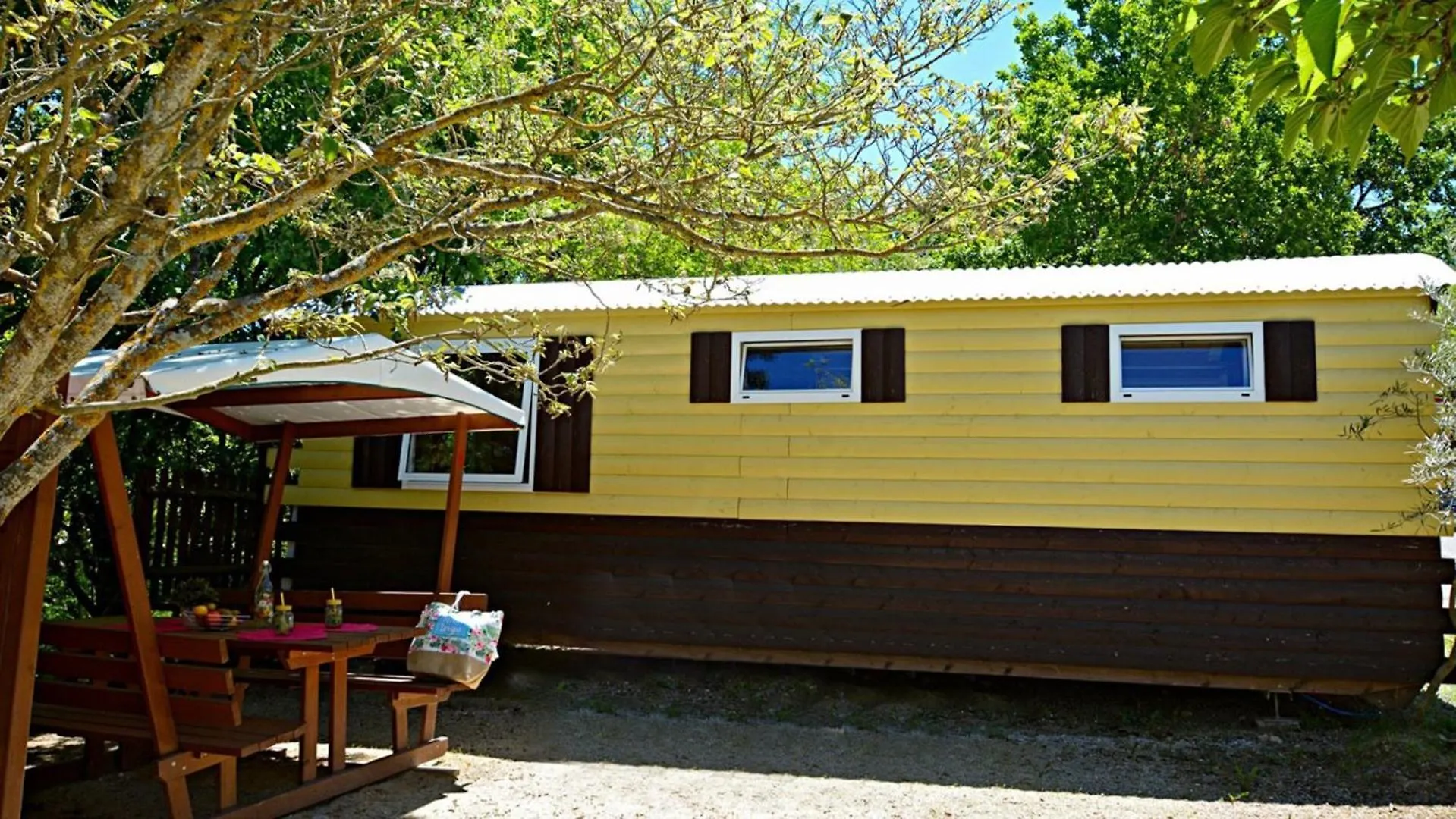 Campeggio Camping Rives Du Lac De Sainte Croix Bauduen